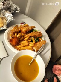 Easy to order food accessible to the center