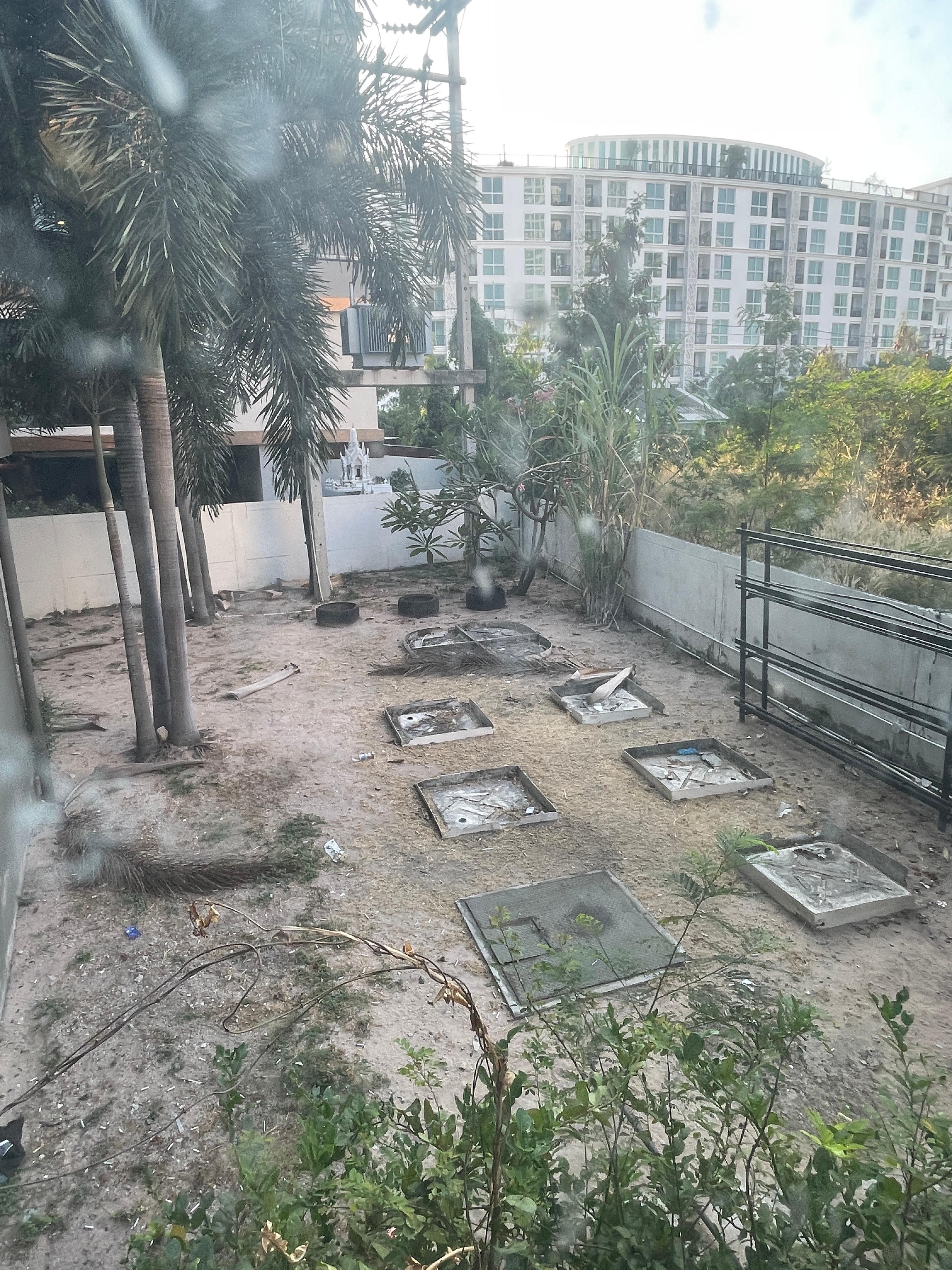 The drain caps broken not fixed it yet 