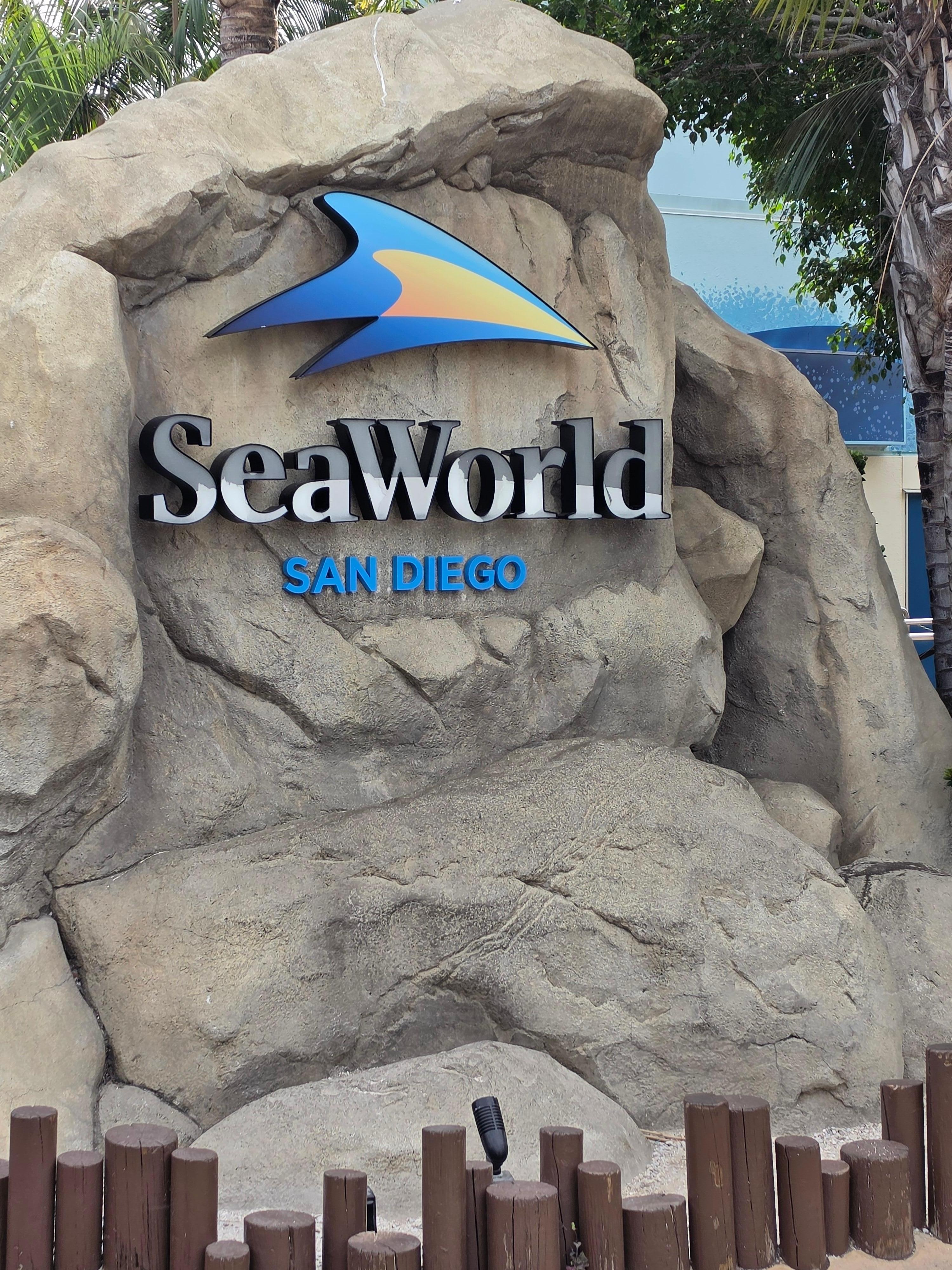 It was about twenty minutes to get to Sea World. 