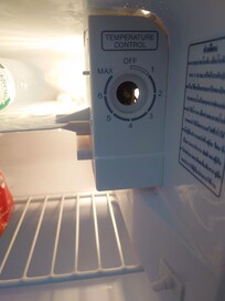 they removed knob from fridge cannot change temperature