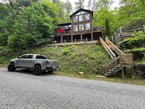 The driveway is to the right not pictured