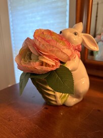 The cottage is full of little tchotchkes.