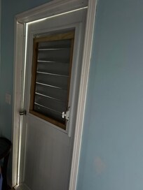 Door does not shut well