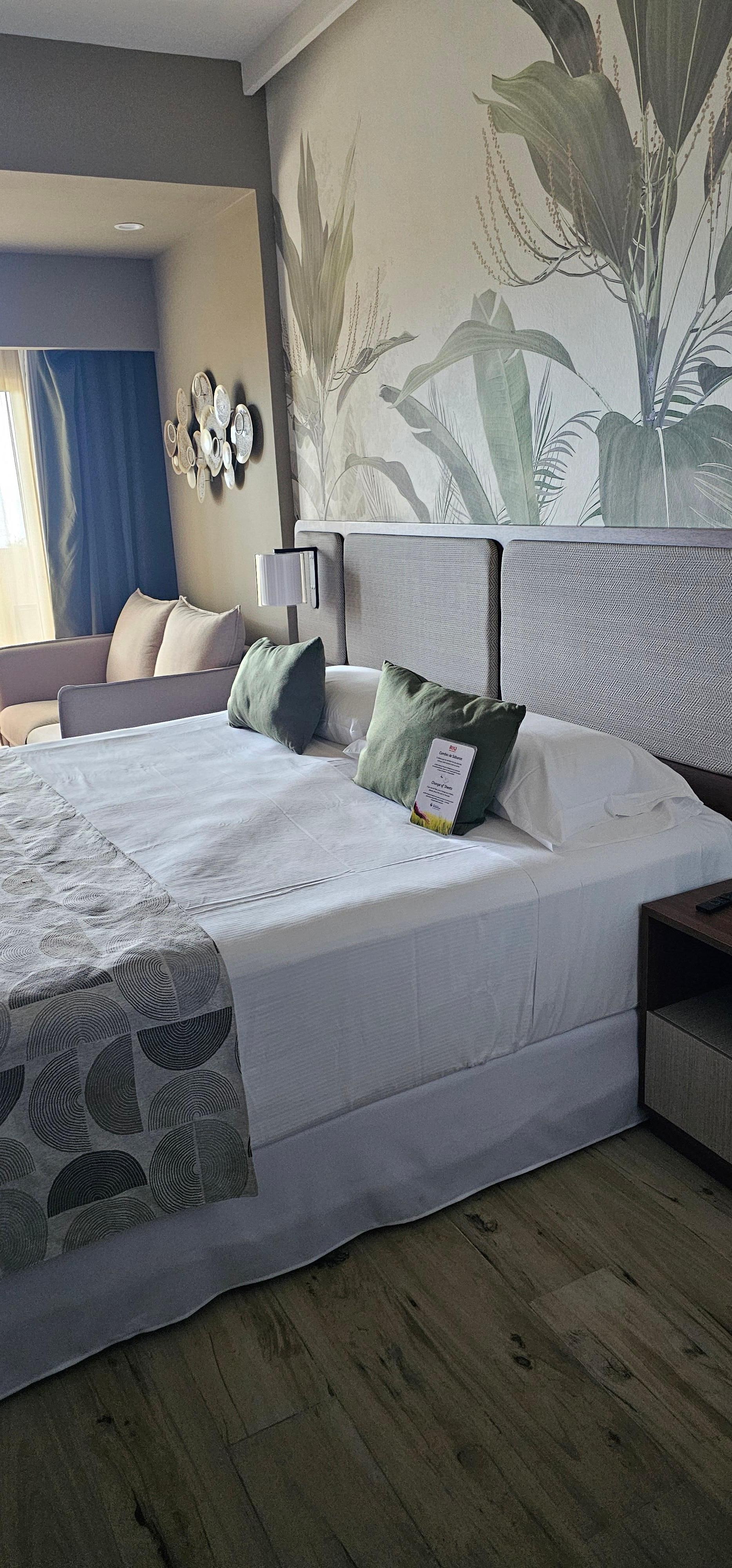 Bedroom with water view...