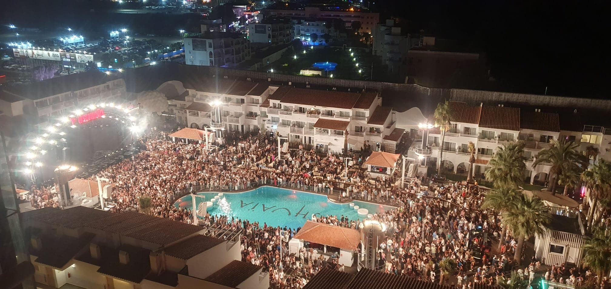 Ushuaïa from the rooftop sky tower