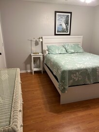 Guest bedroom