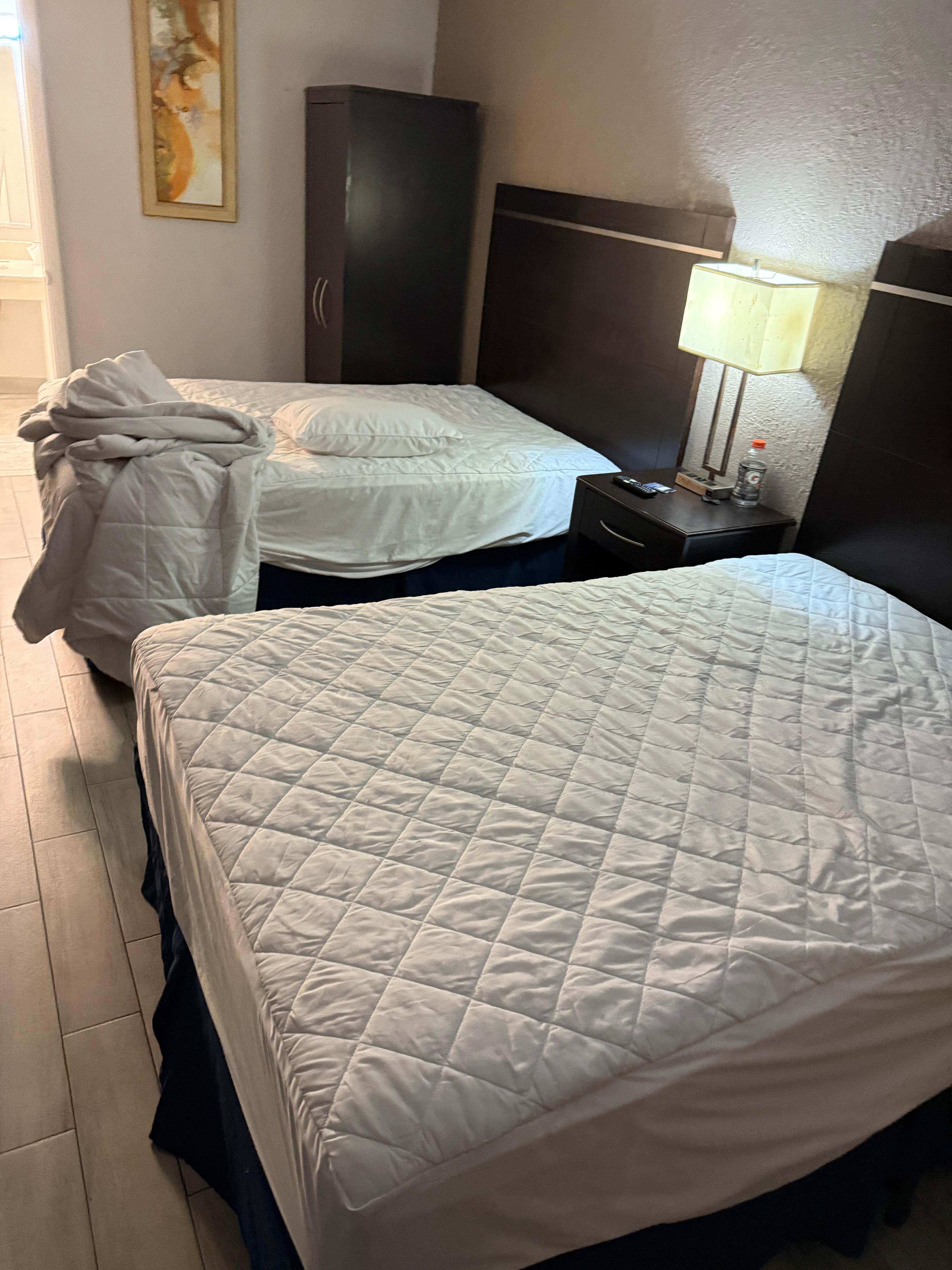 Bed not made/ room really smell bad