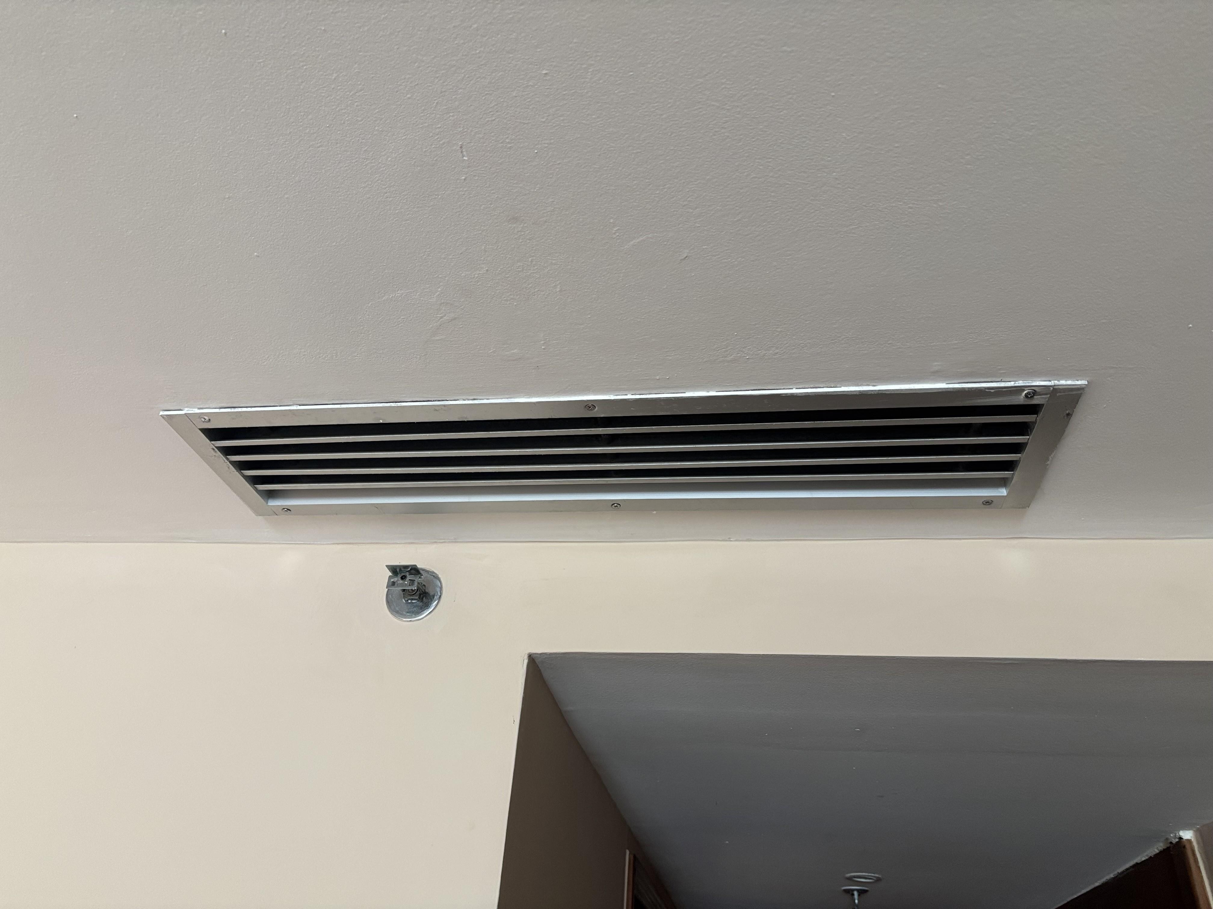 Ar condicionado controle de temperatura não funcionava.