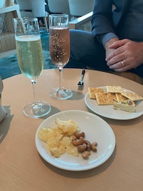 Complimentary Fizz and snacks