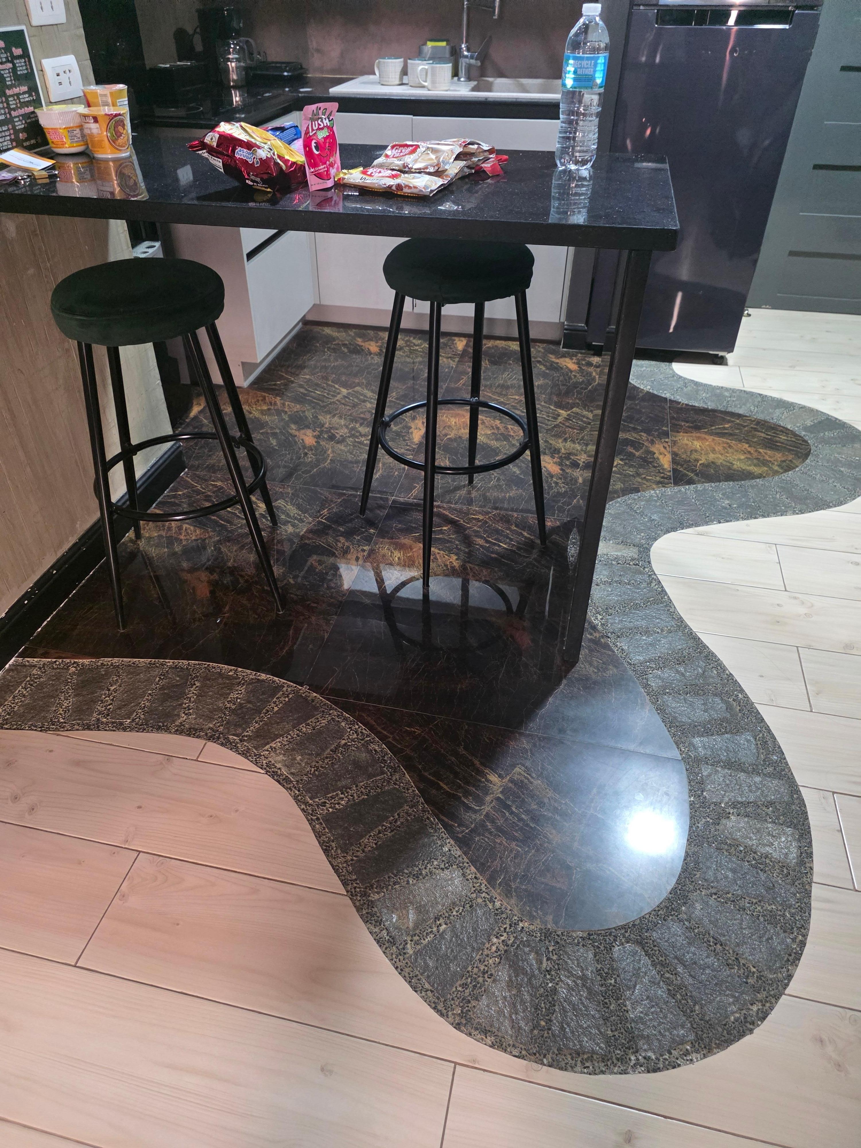 The design in the floor was Awesome ‼️