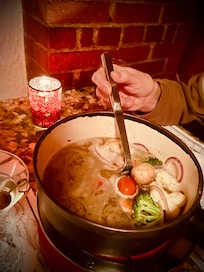 Dinner at the Grizzly House.