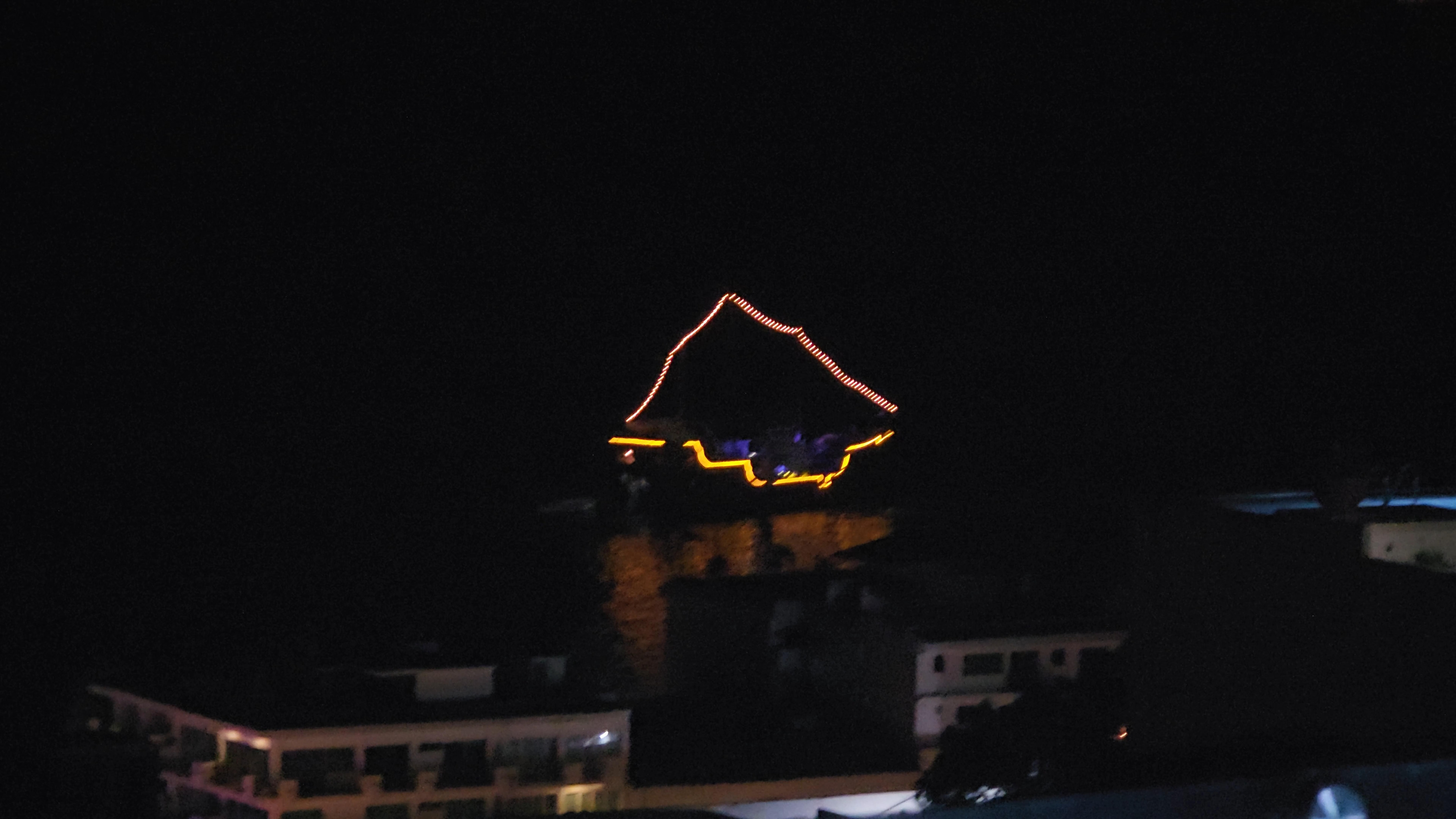 Pirate boat