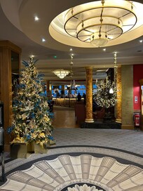 First time we’ve been in December With all the decorations really christmasy