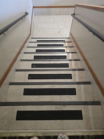 Sticky stairs