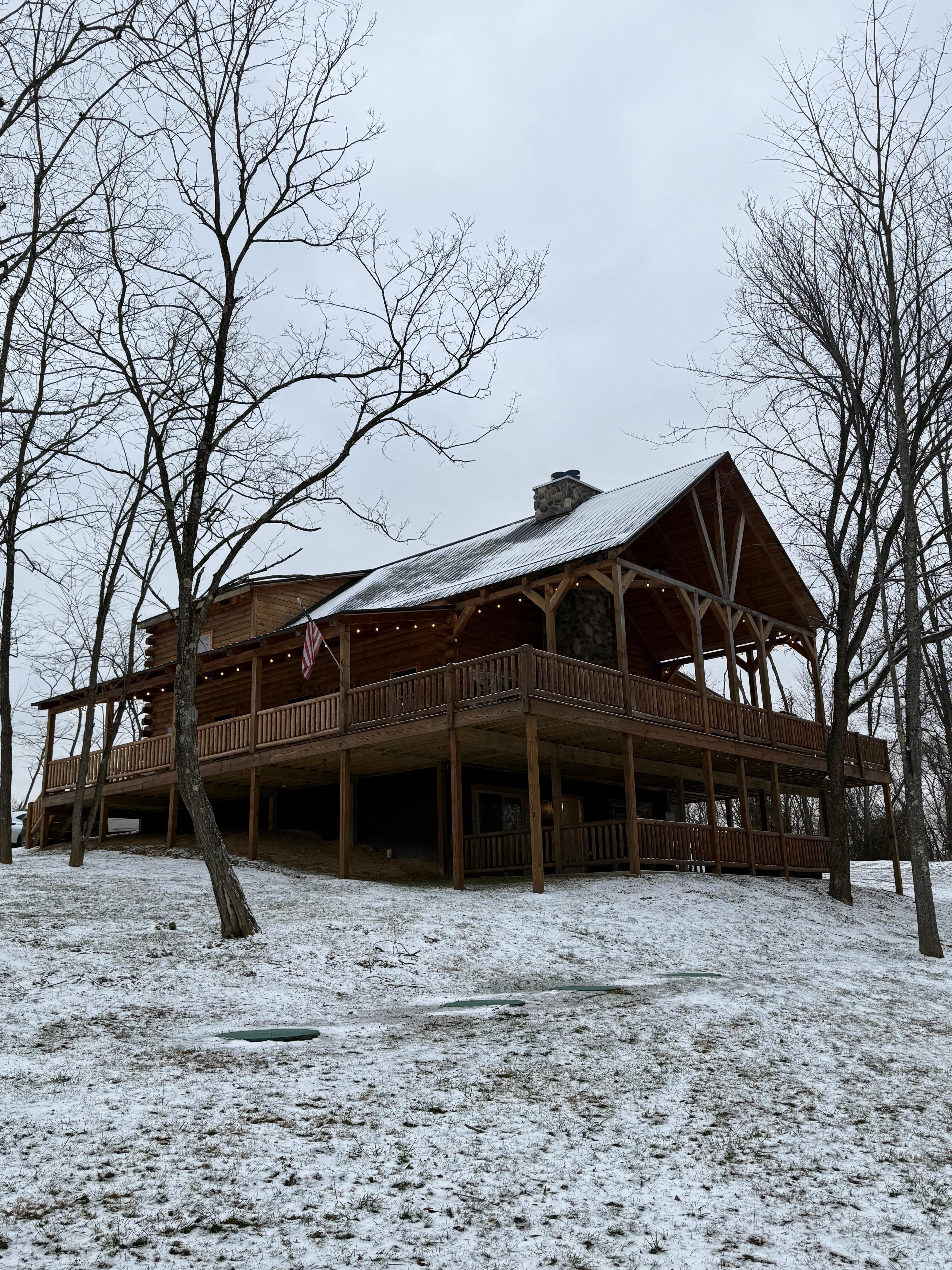 Woke up to a beautiful snow 