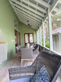 Side view of the porch.