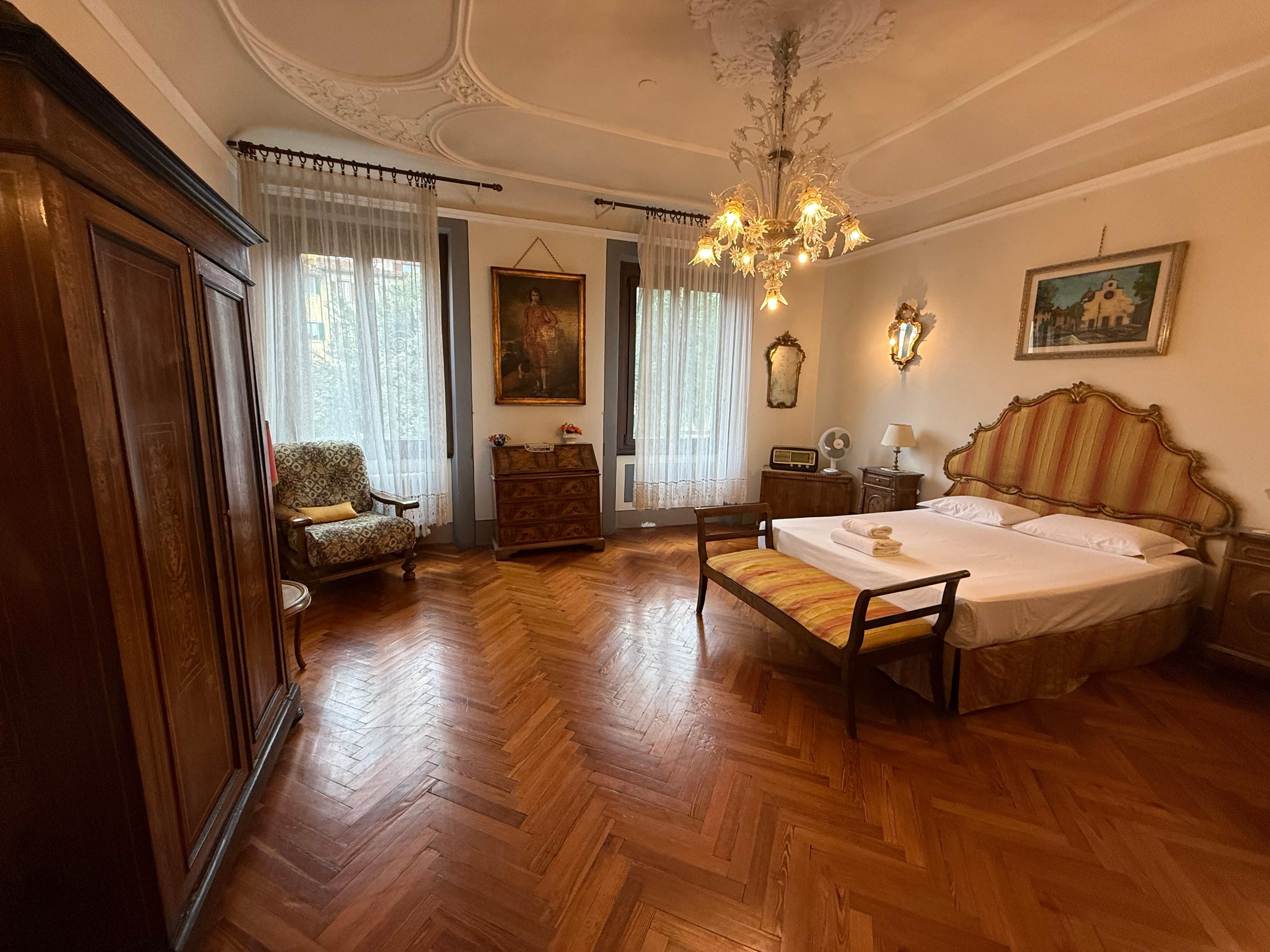 We called this the Queen’s room! 