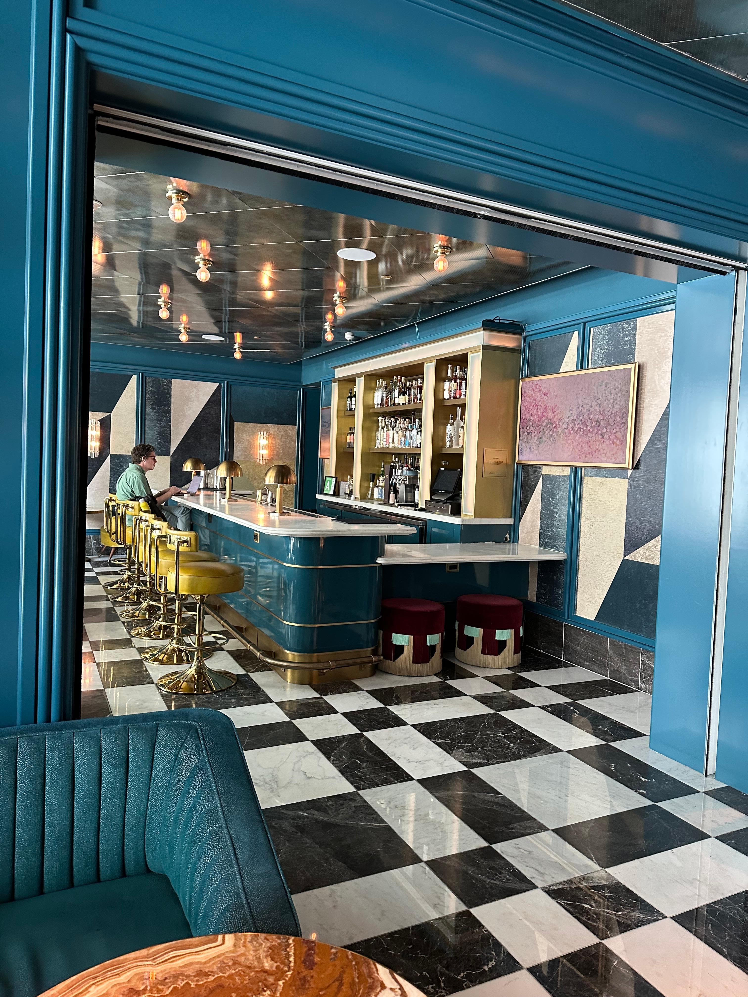 Lobby Bar