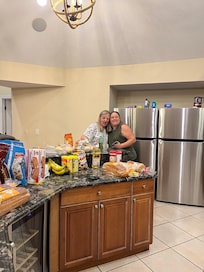 Amanda sneaking in some love from her mommy 😉