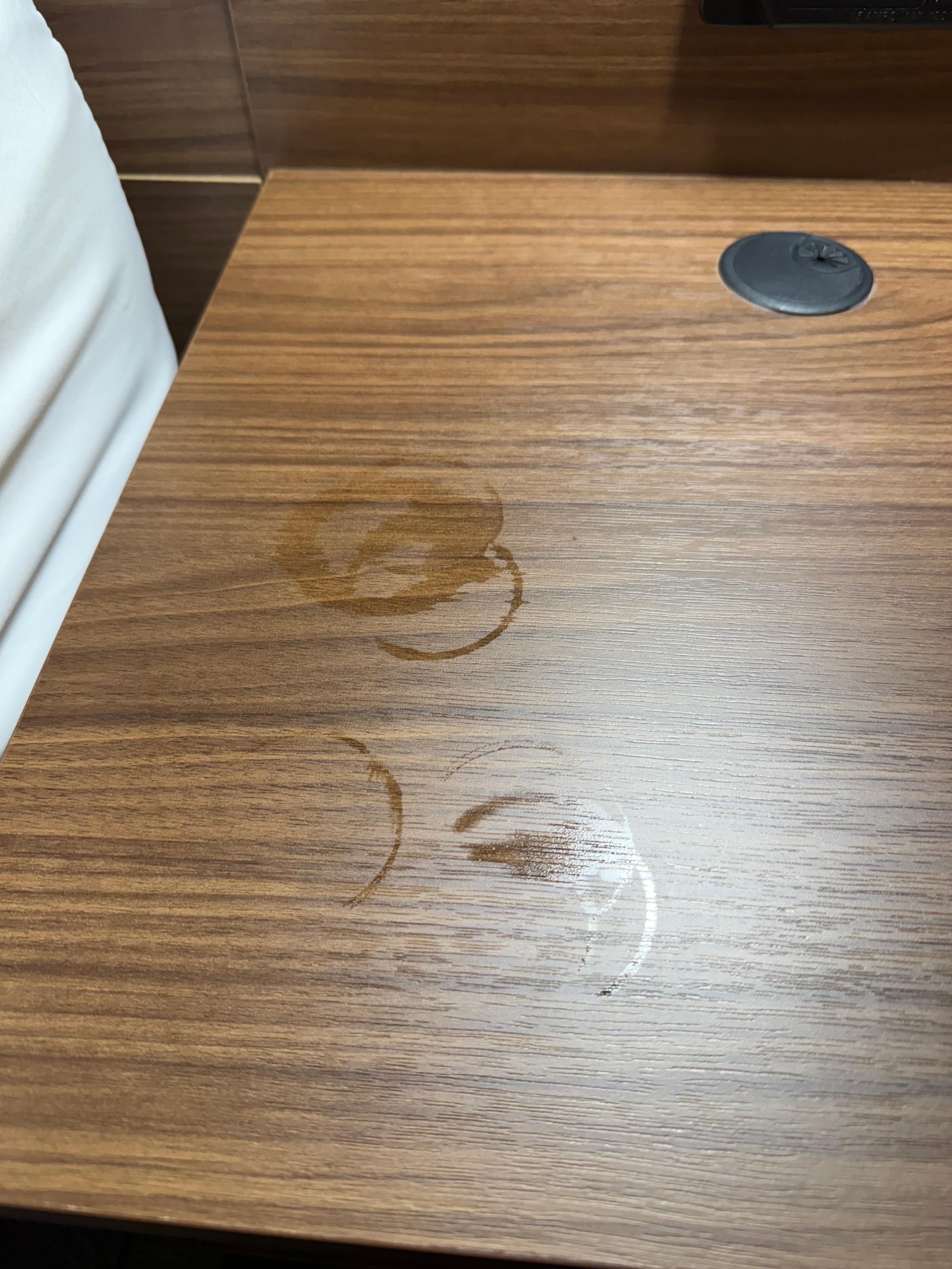 This was how I found the room. 