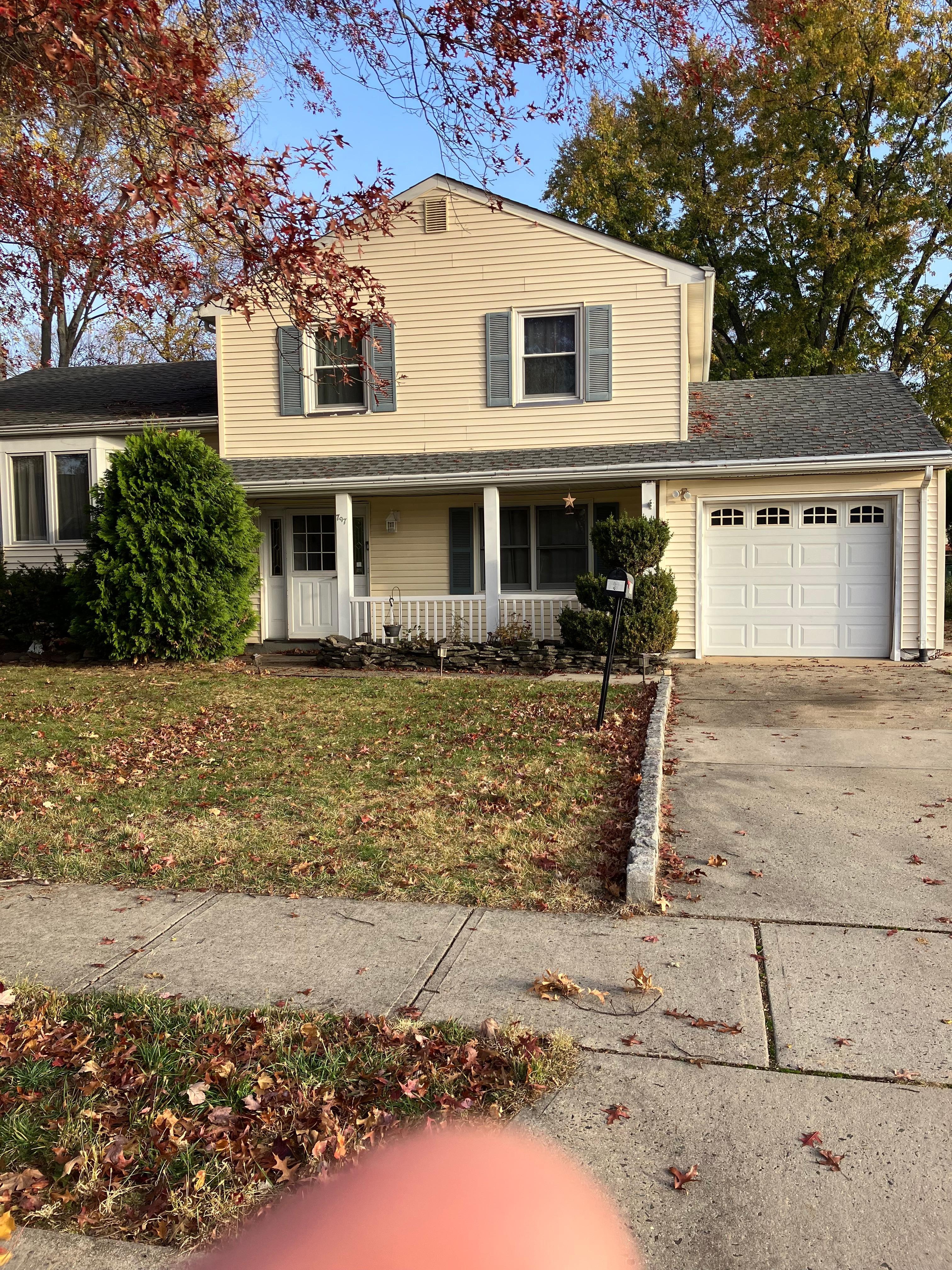 A single family house - NOT an apartment or duplex and the host lives here also