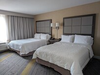 2 queen bed