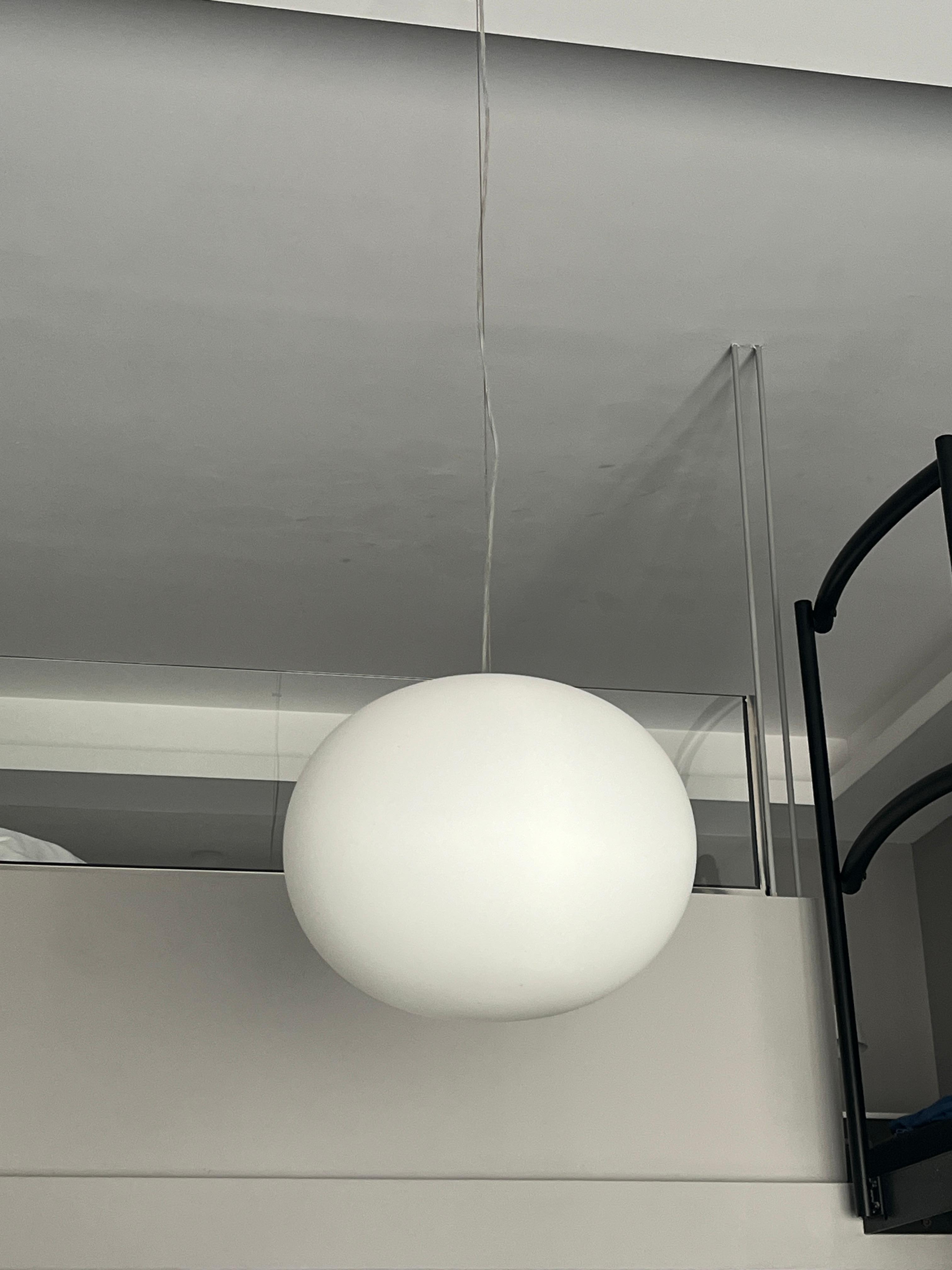 Non functioning main ceiling light