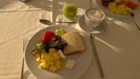 Wonderful full breakfast