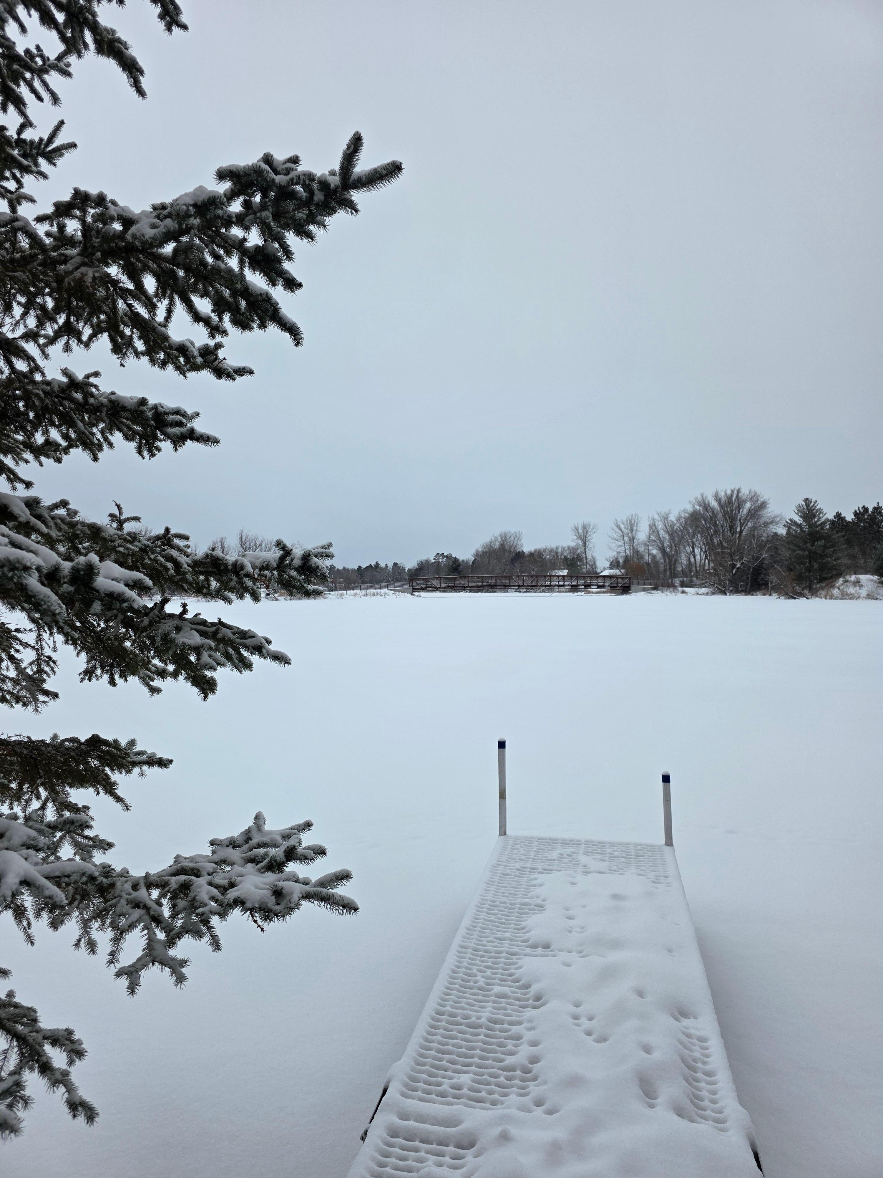 Dock is just a few steps out the door