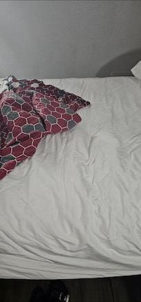 Only a bedspread no top sheet