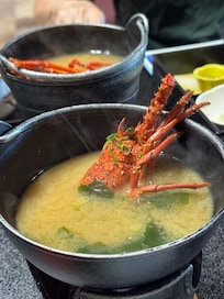 朝ごはんに伊勢海老の味噌汁