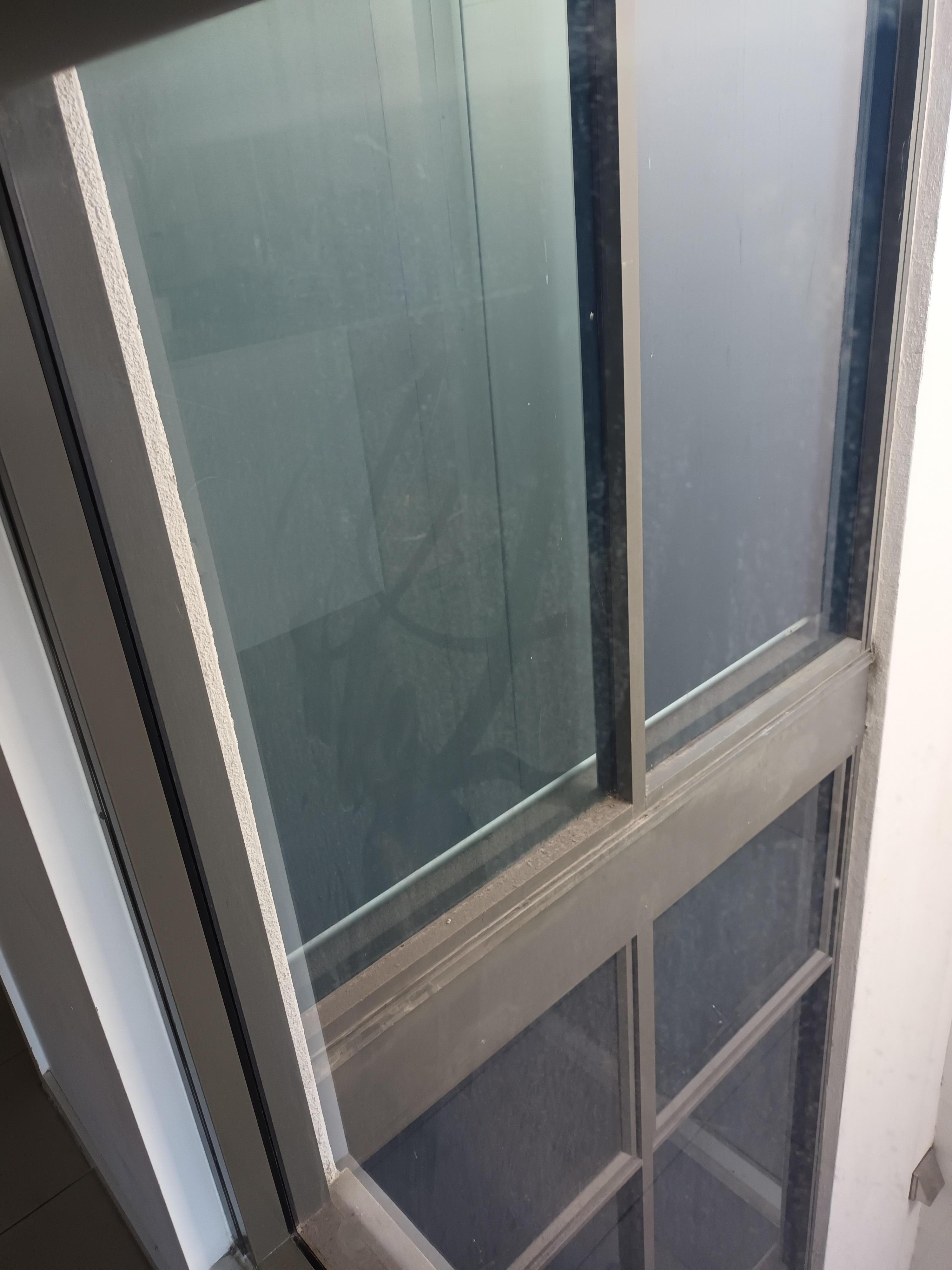 Dirty glass
