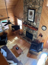 Plenty of room in the living/dining area