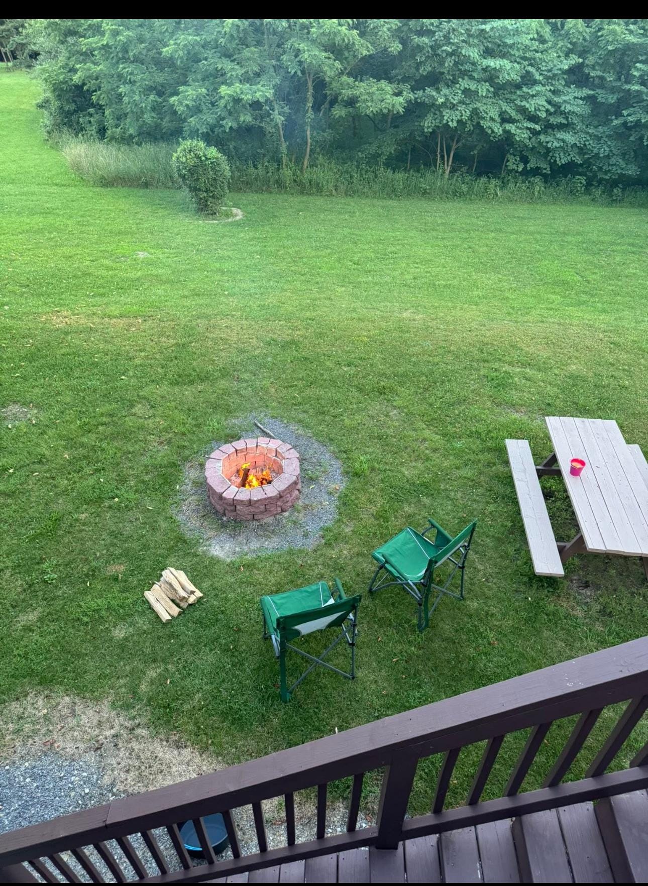 Picture from
The deck