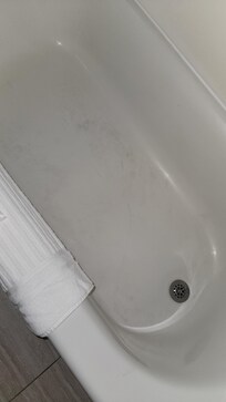 Dirty tub