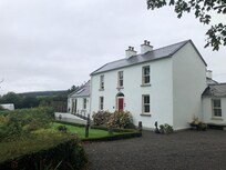 Front of house, suite is annex on left hand side- wonderful.