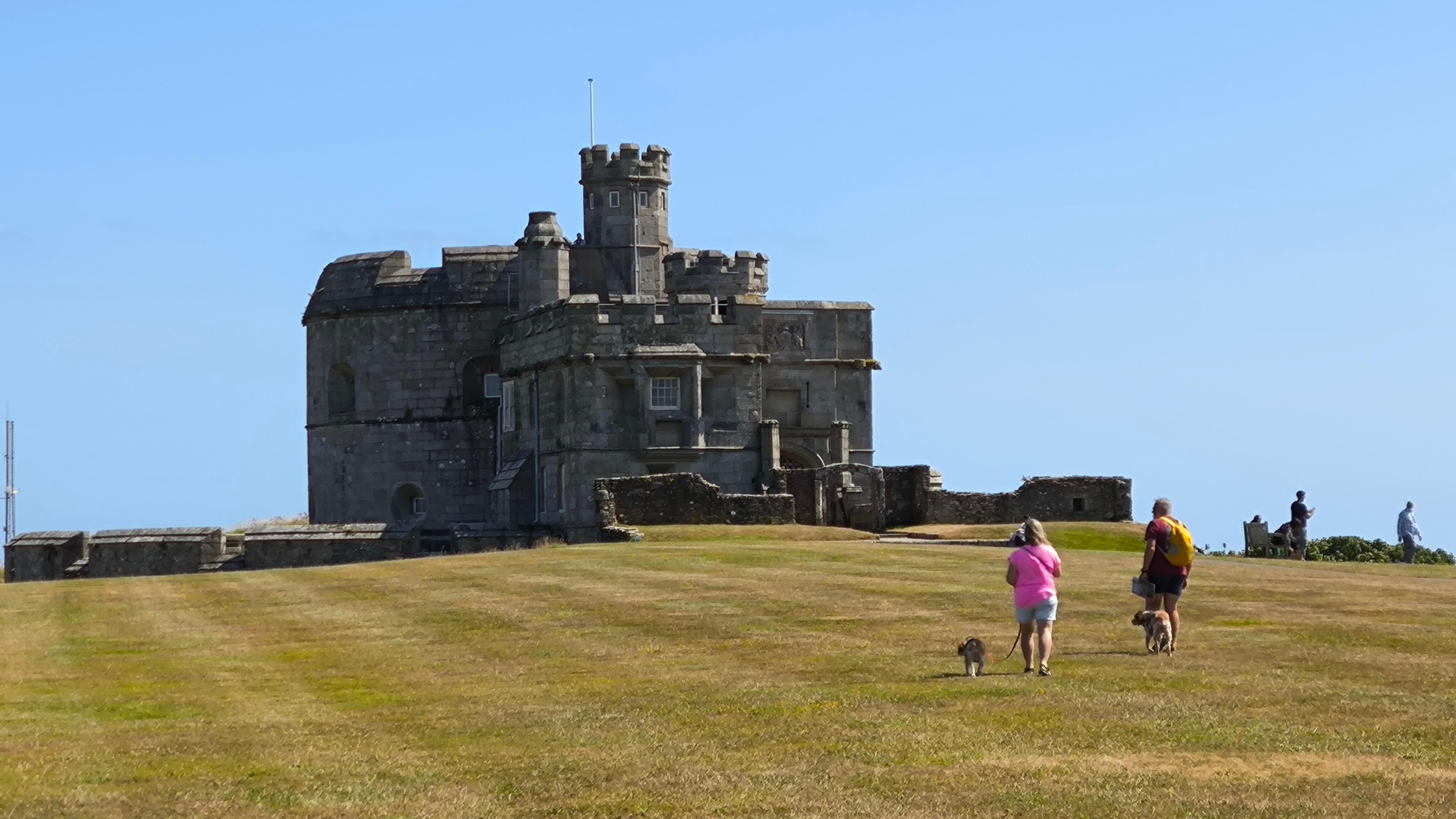 Pendennis Castle in Falmouth ist ein besuch wert.