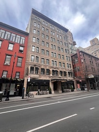 Marlton Hotel