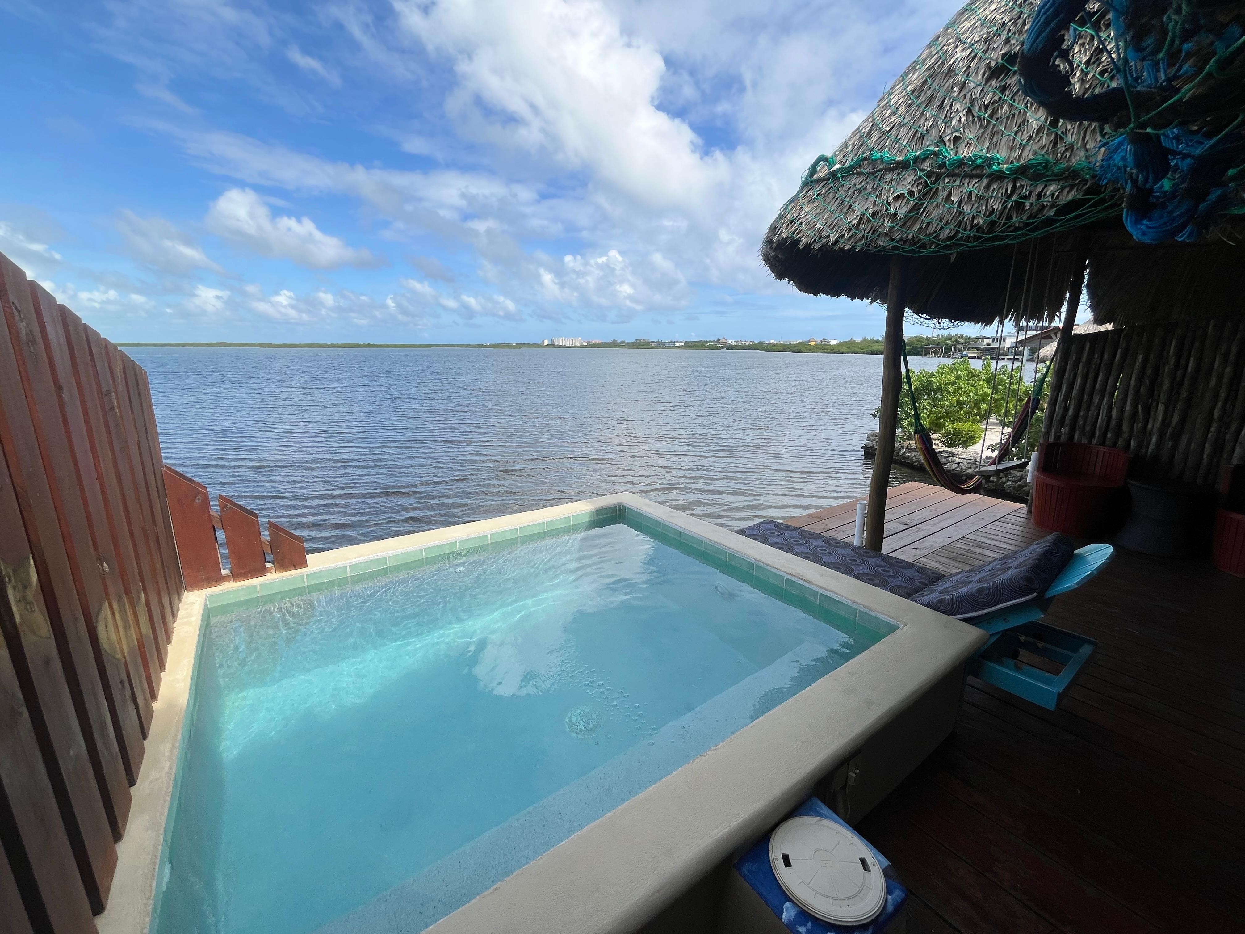 Honeymoon suite 
Porch view 