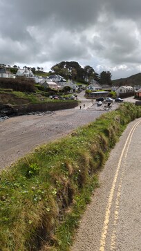 The view from the road to Port Isaac. Gaverne is quiet - just listen to the birdsong!