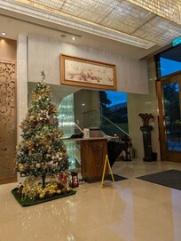 ロビーのクリスマスツリー
