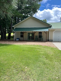 Exterior of unit - nicely shaded most of the day.
