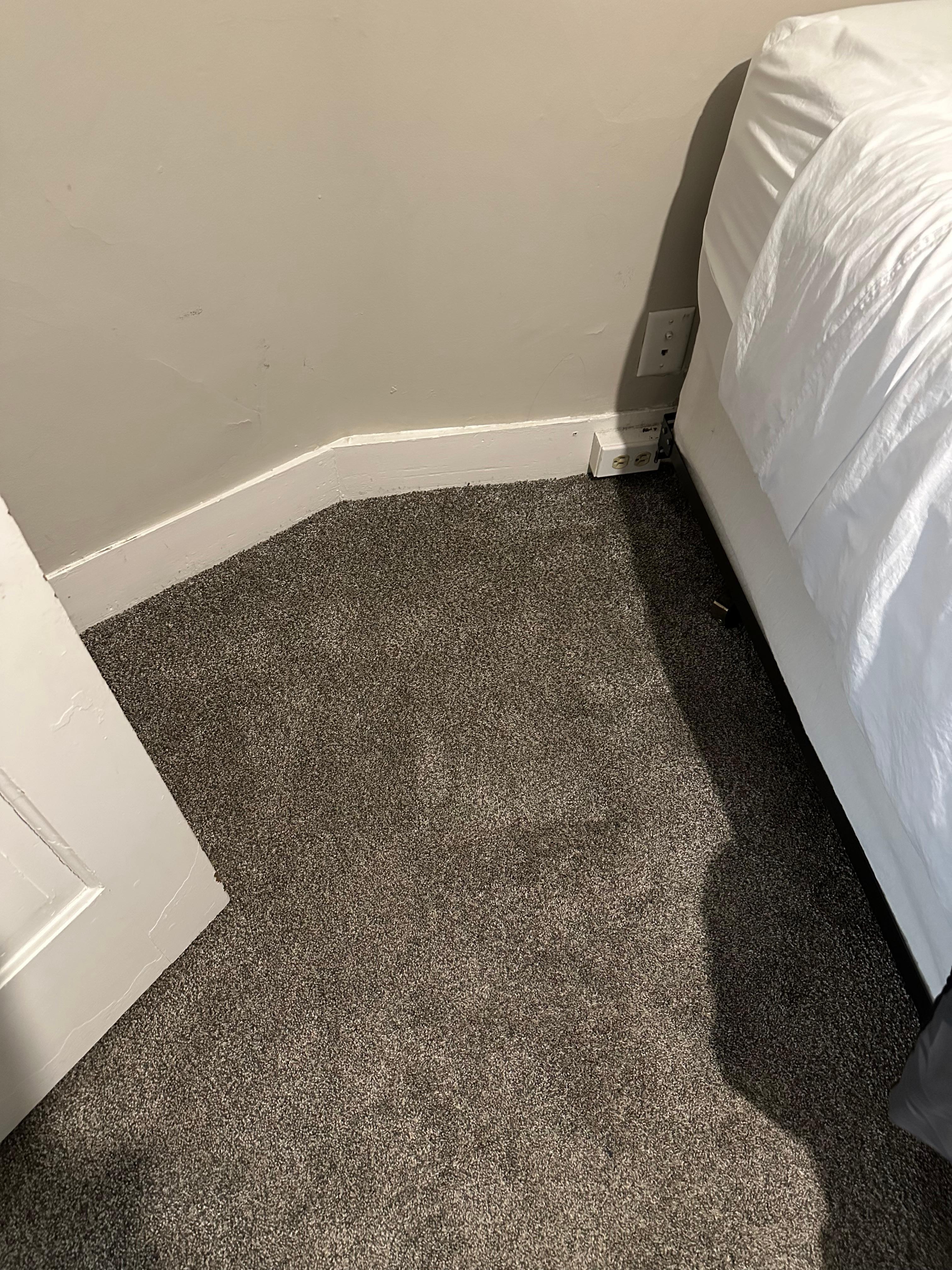 Divot in the floor where the hvac vent does not have grate