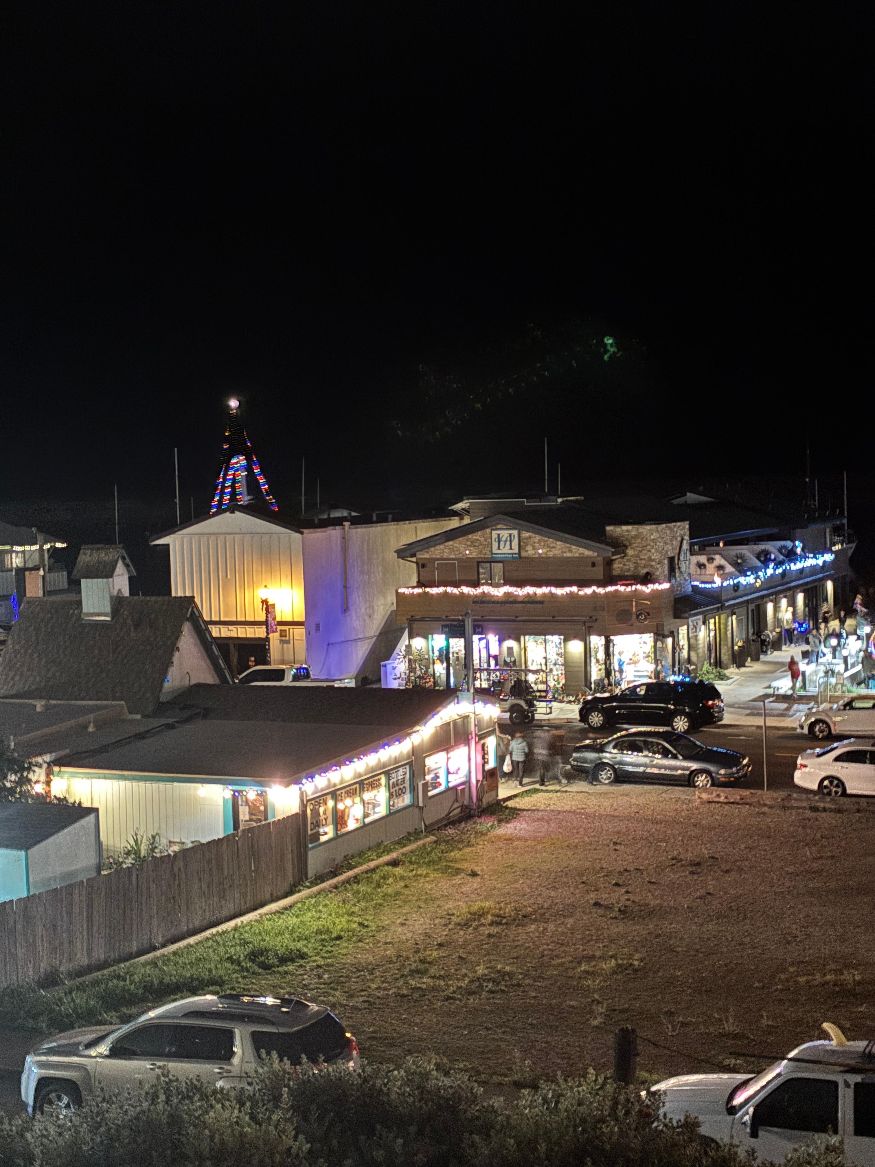 Night time on Embarcadero. 