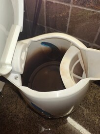 Water kettle was filled with black soot, but the staff replaced it the next day