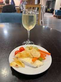 Happy hour
Monday - Wednesday