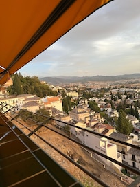 Granada, Alhambra Palace, Terrasse