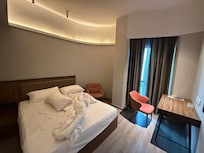 Bedroom. Wife had daily nightmares at night here. The room felt cold in the day as well.