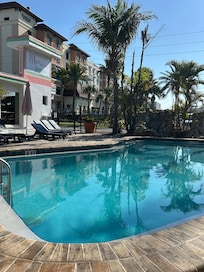 The wonderful, warm pool!