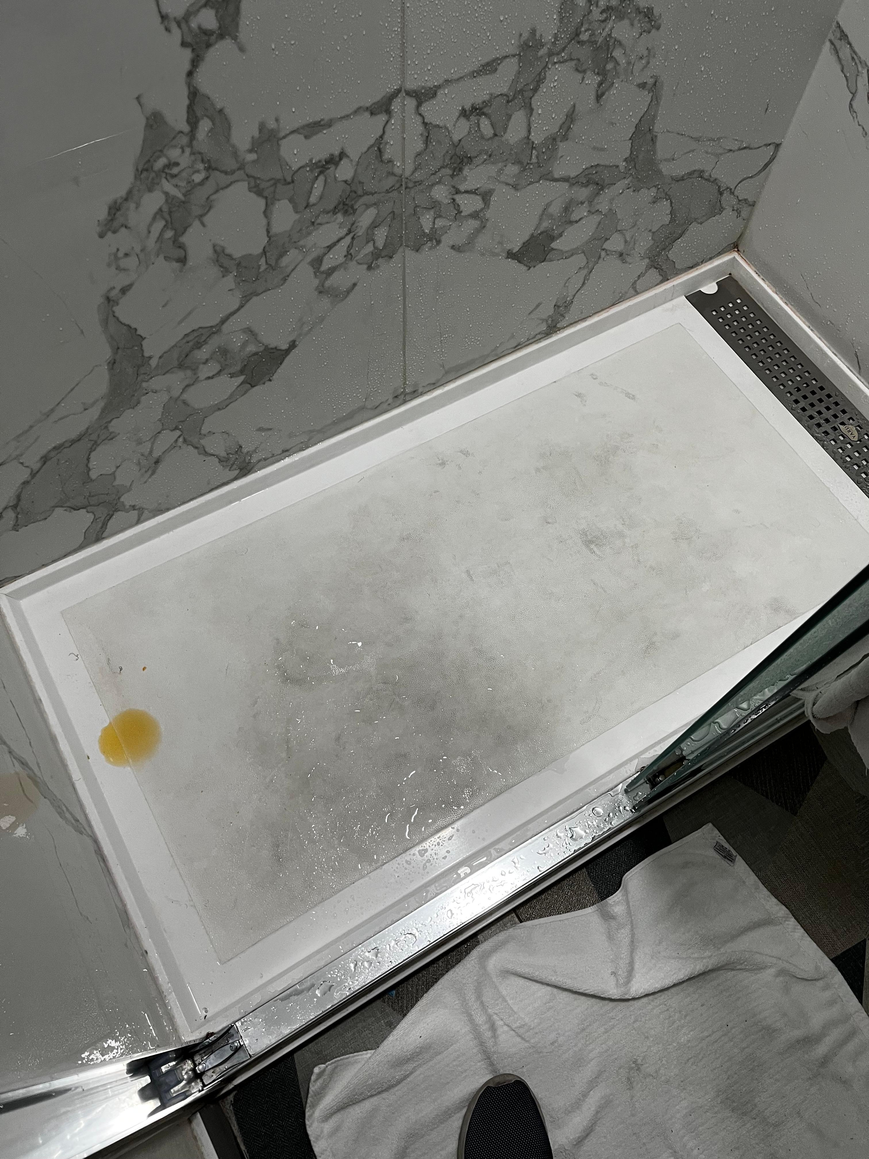 Very dirty shower floor